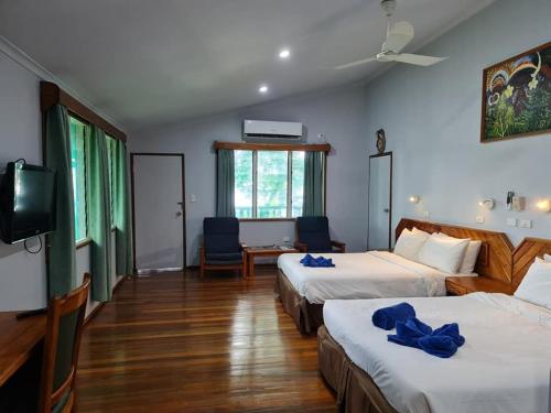 타와리 레저 앤 다이브 리조트 (Tawali Leisure and Dive Resort) in 알로타우