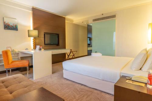 room detail thumbnail 1