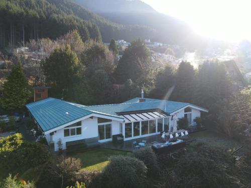 Ngoại cảnh khách sạn, Ora Retreat in Queenstown