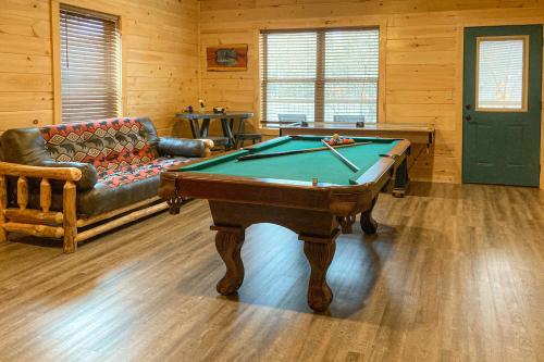 The Lazy Bear in Pigeon Forge, USA