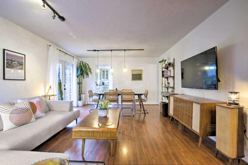 Home with Outdoor Oasis in Downtown Raleigh!, Raleigh (photo 5)