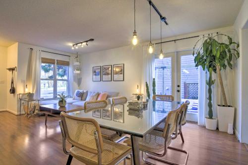 Home with Outdoor Oasis in Downtown Raleigh!, Raleigh (photo 7)