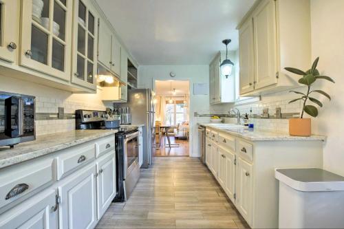 Home with Outdoor Oasis in Downtown Raleigh!, Raleigh (photo 10)