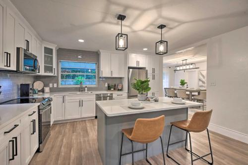 Private Lanai Beautiful Sarasota Rental Home!