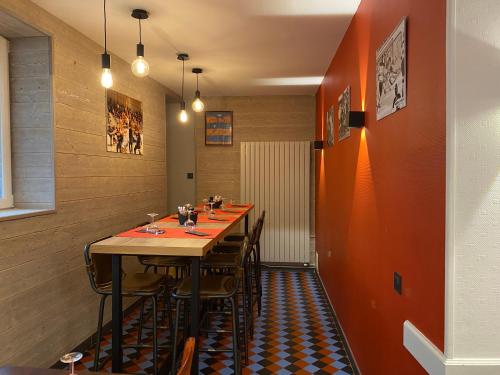 Étterem, Hotel le Faisan in Szent Avertin