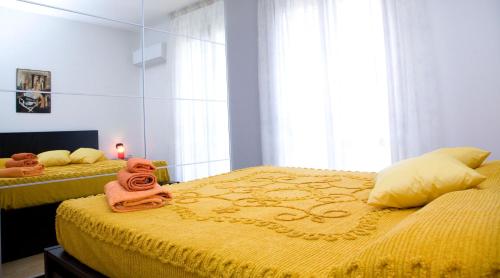 2 bedrooms, 3 beds