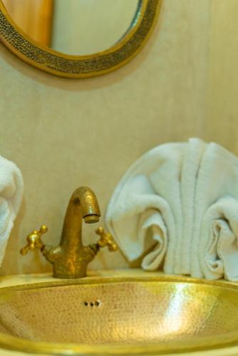 Riad Louaya