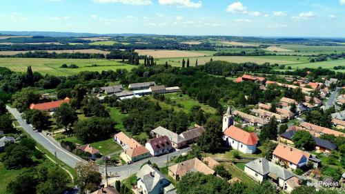 Tolnay Kúria és Vendégház