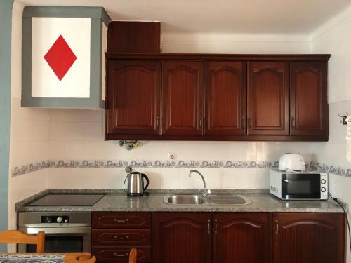 잠부예이라 도 마르 Camping Villa Park Zambujeira do Mar 게스트하우스 전망