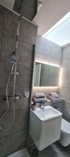 Castle Terrace 1 Bed Apartment Looking onto Edinburgh Castle - Sleeps upto 4, Édimbourg (photo 2)