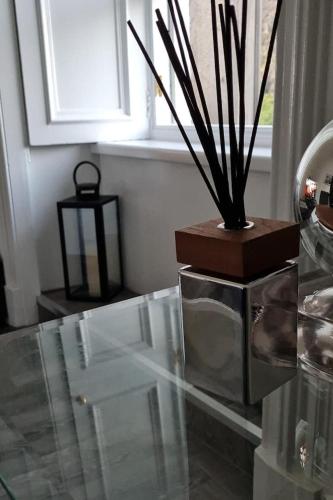 Castle Terrace 1 Bed Apartment Looking onto Edinburgh Castle - Sleeps upto 4, Édimbourg (photo 9)