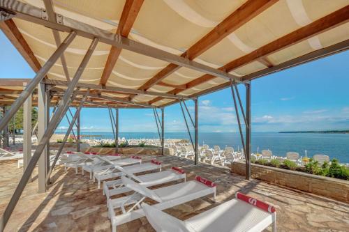 沙灘, 普拉瓦拉古納索爾烏馬格公寓 (Residence Sol Umag for Plava Laguna) in 烏馬格