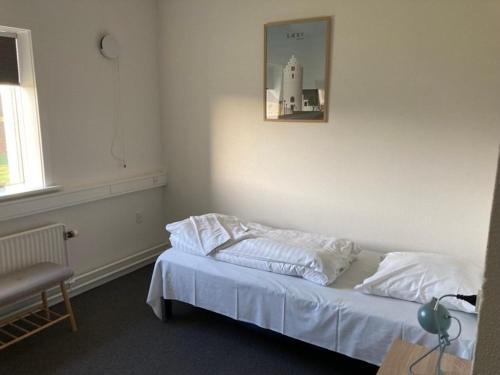 1 twin bed