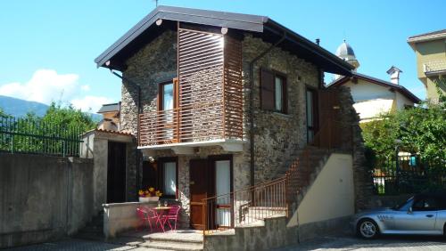 Al Borgo – khách sạn tại Dervio