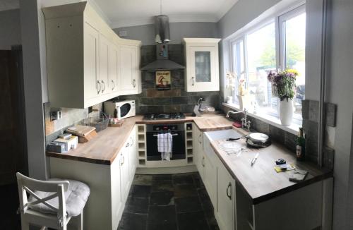 Charming 3 bedroom house with a warmth character in Pontneddfechan
