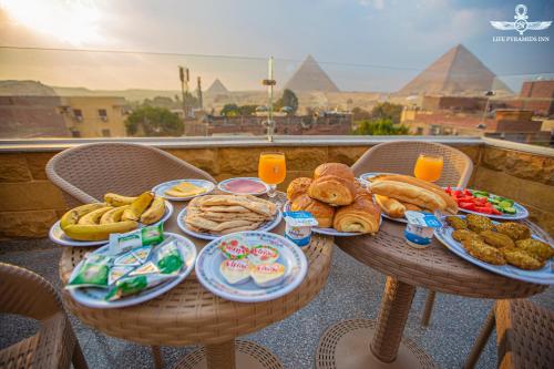 Life Pyramids Inn, Káhira