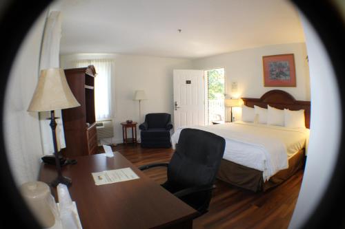 Inn at Cemetery Hill