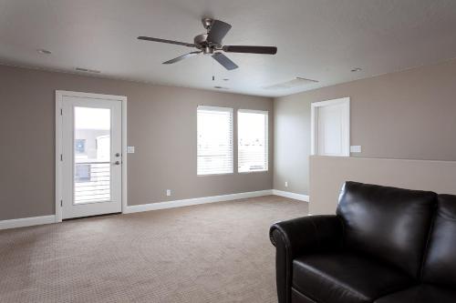 Pride of the Ledges - image 11