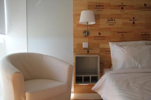 Double Room image 6