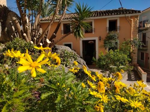 Les Penyetes Boutique Bed and Breakfast in Campell