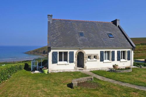 Holiday home in Plonévez-Porzay gîte à louer Plonévez-Porzay