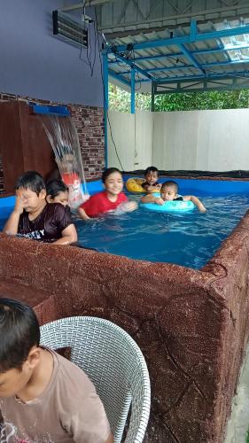 Swimming pool, Al-Kautsar Private Pool WIFI Netflix Aircond in Kadok
