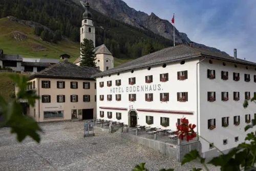 Hôtel Bodenhaus in Splügen, Schweiz