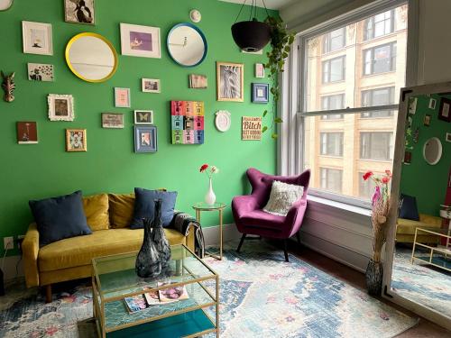 Colorful Downtown LA Spacious bohemian loft
