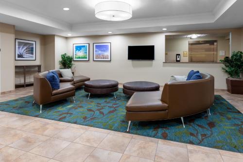 Candlewood Suites Kalamazoo