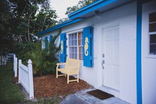 Charming home, minutes from the beach in Vero Beach, USA