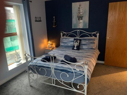 Harbour View Holiday Apartment - main image