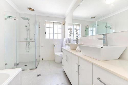 Decorated pawnson delightful with panoramic views and natural lights