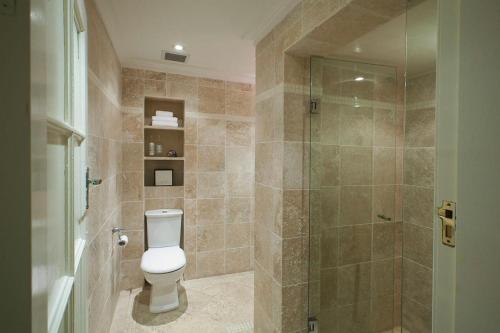 Located to the rear of our retreat and includes your own private