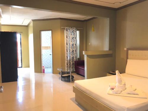 Jared Andre Apartelle in Digos