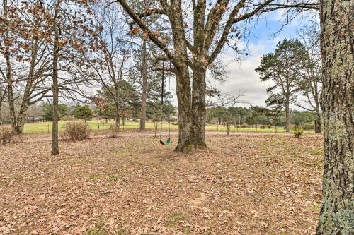 40-Acre Poplar Bluff Nature Lovers Paradise!