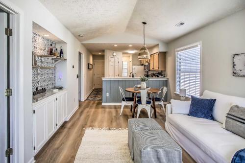 Bright Golf Course Condo Near N Myrtle Beach! in Longs, USA