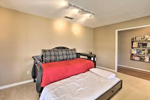 Quiet Dothan House with Fenced Yard and Fire Pit! in Dothan, USA