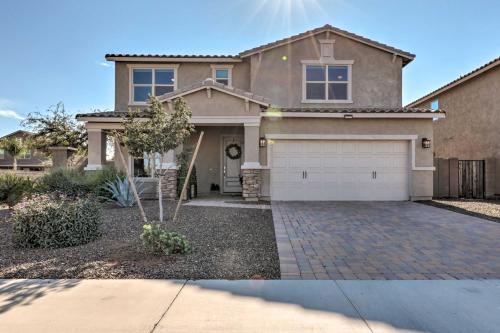 San Tan Valley Gem with Private Pool and Hot Tub!