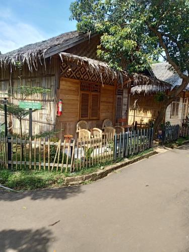 Gunung Dago Resort Bogor Syariah Room Type - Deluxe Room