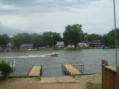 Waterfront Hotel and Marina