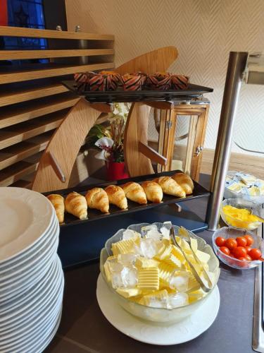 Hotel Waldrausch - image 12