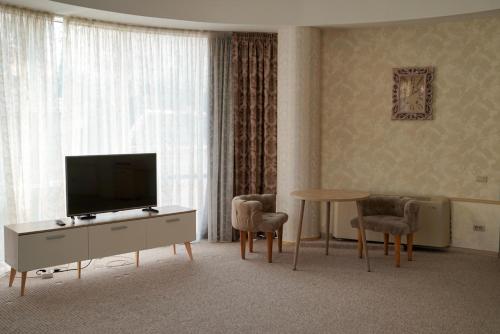 Razin Hotel - image 42