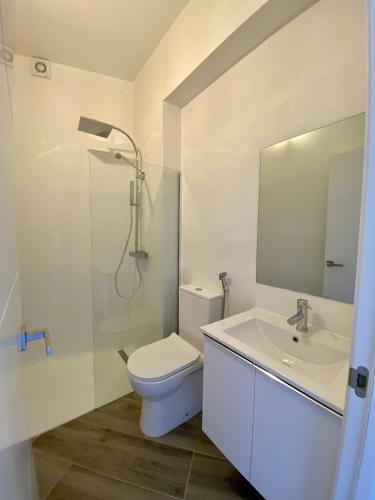 Room with Private Bathroom - Vivienda Vacacional Out of Blue 1