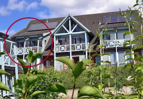 Exterior view of 06 Ferienwohnung Neuensin mit Balk