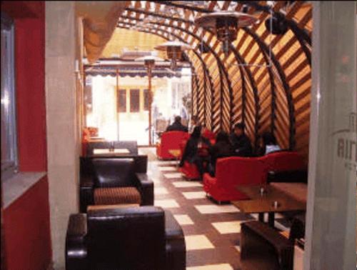 Aegli Hotel - image 3