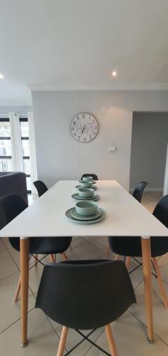 Accommodation Front - Lavish 6 Sleeper Penthouse with Stunning Views