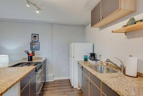 Nashville Apt Close to Everything -304 in Nashville, USA