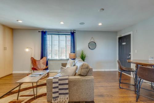 Gorgeous Apt in the Heart of Nashville -204 in Nashville, USA