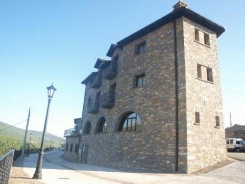 Apartamentos Pirineos Ordesa - Apartment - El Pueyo de Araguás