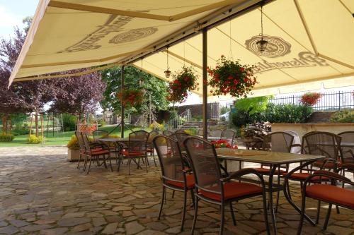ห้องอาหาร, Hotel a restaurace Palfrig in โปลันกา นัด โอโดรว